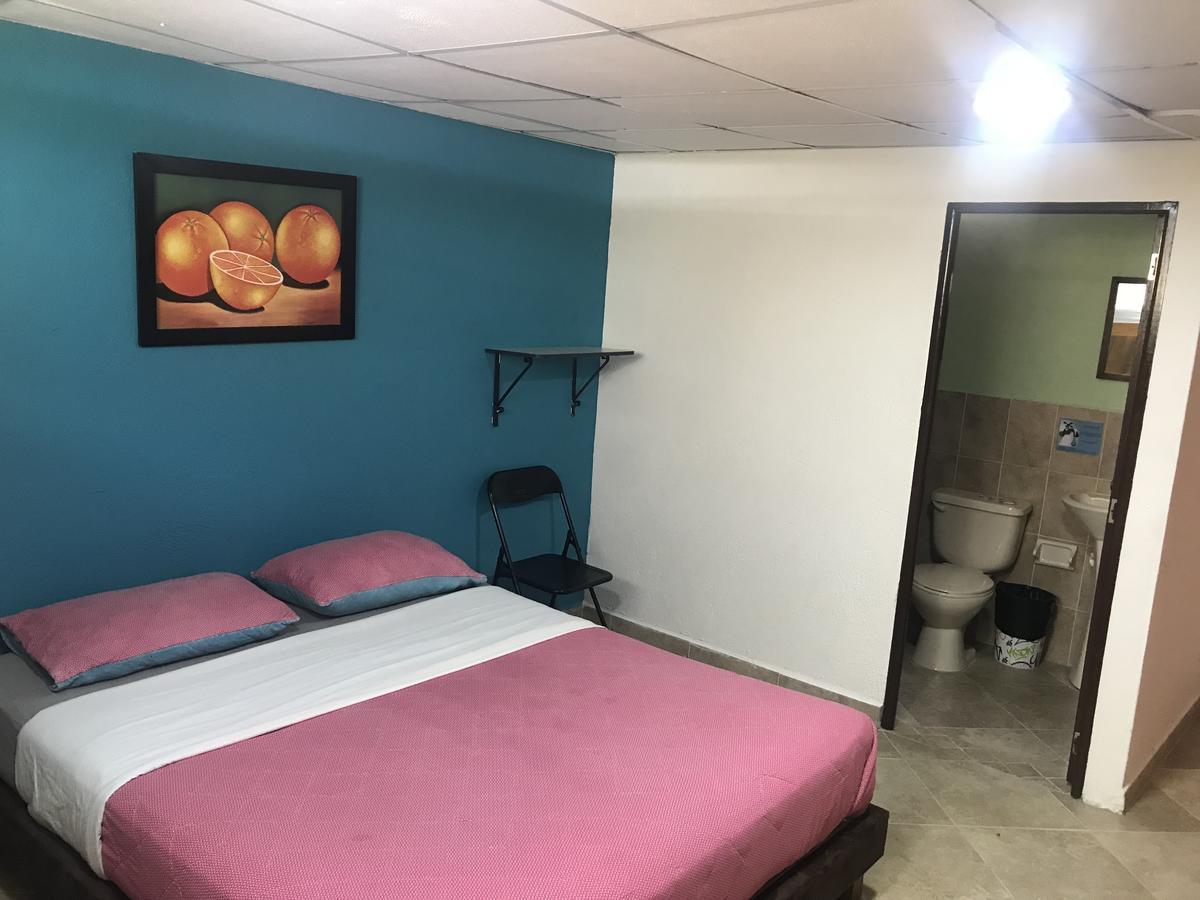 Hostal El Hangar ريونيغرو المظهر الخارجي الصورة